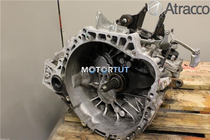 TOYOTA COROLLA VERSO (2004 - 2007)